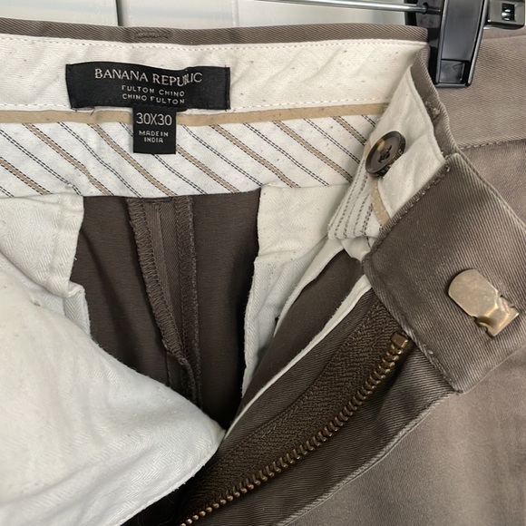 ✨Closet Clearout Flash Sale✨ Banana republic men chino pants - Picture 3 of 4
